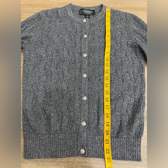 St. John Couture Cashmere Wool Cardigan Sparkling Stones & Jeweled Buttons Sz LP - Picture 9 of 10